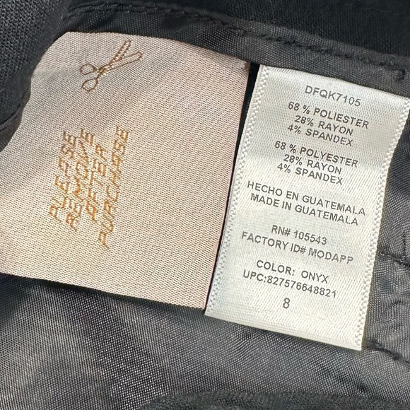 Daisy Fuentes Black High Waist Tailored Shorts With Pockets - Picture 11 of 12